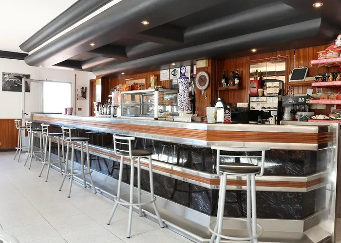 Gonzar Πανσιόν *