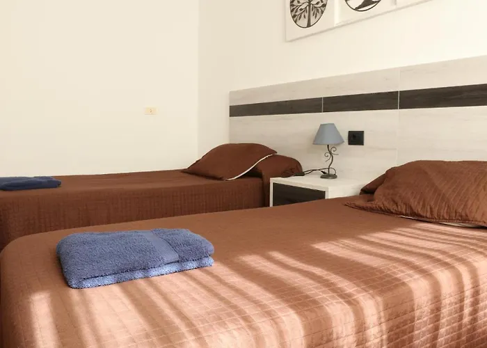 Gonzar Πανσιόν